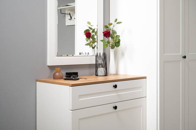 Мебельная стенка для прихожей Остин № 61 цвет белый шагрень/дуб крафт золотой